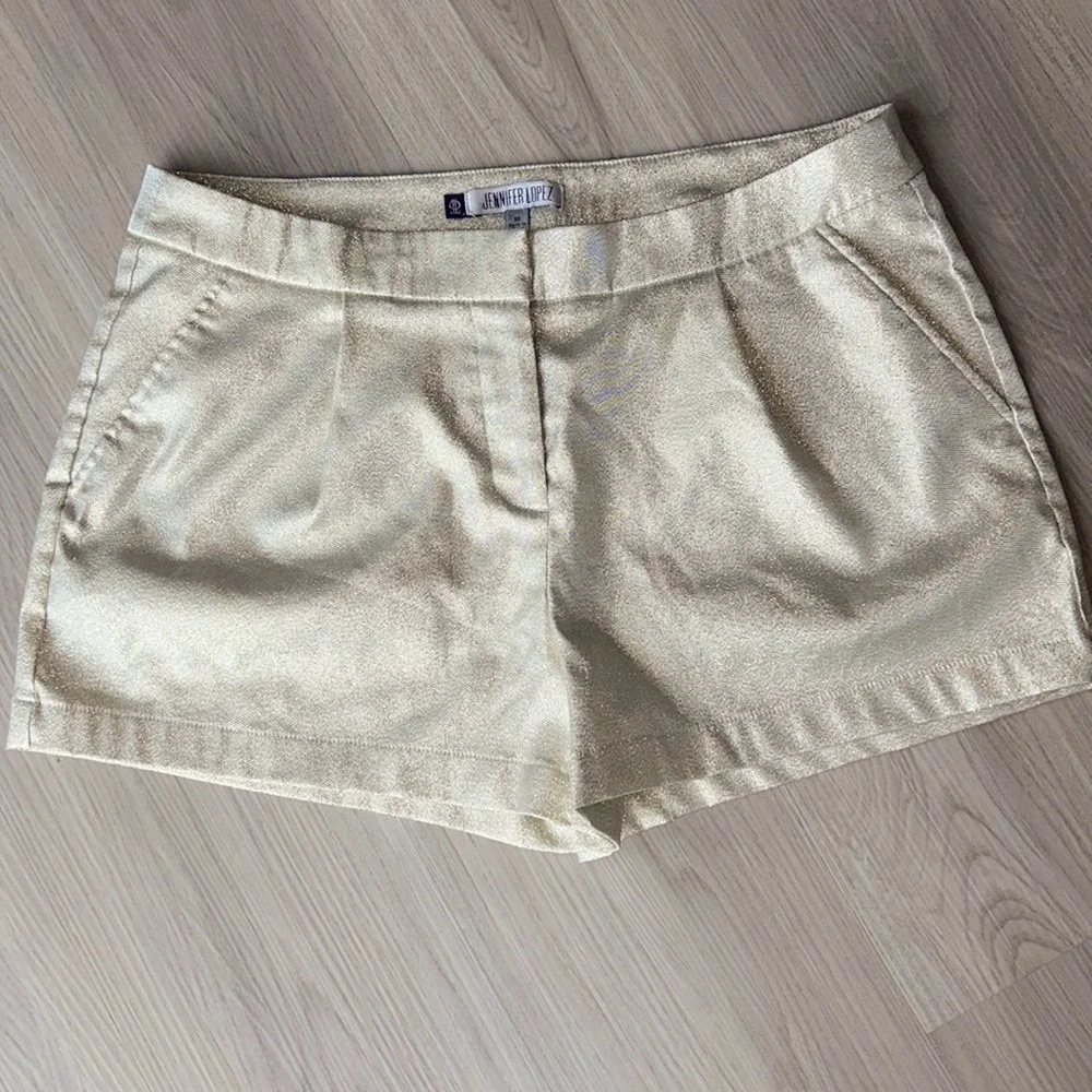 Jennifer Lopez Women's Shorts 10 Gold NWOT Metallic Glitter Glam Sparkle Barbie